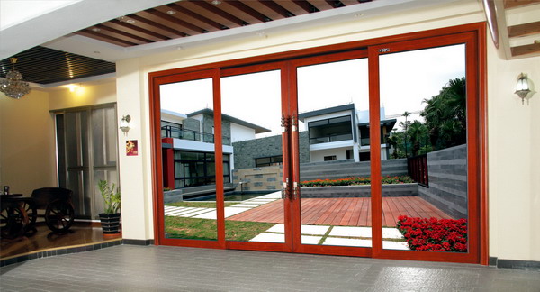 伊盾安全門窗，引領(lǐng)建材行業(yè)時(shí)尚！20150916115718_447