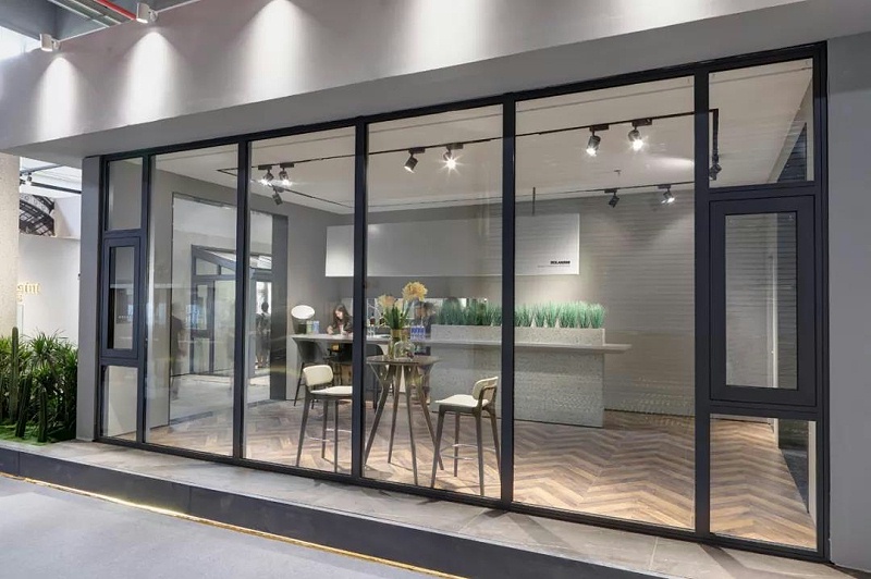 系統(tǒng)門窗是如何實(shí)現(xiàn)冬暖夏涼的？看看你就知道了！