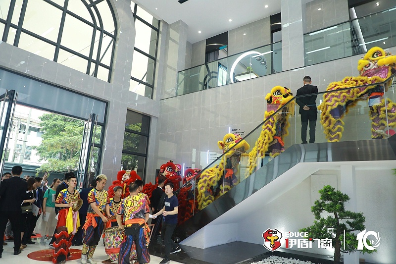 安全門窗哪家好?當屬伊盾門窗制造!b3 安全門窗哪家好?當屬伊盾門窗制造!b3