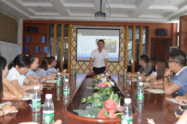 門窗加盟伊盾門窗金牌店長培訓