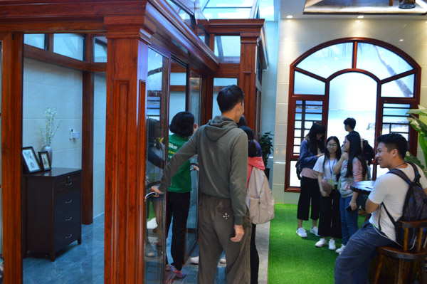 門窗加盟伊盾門窗