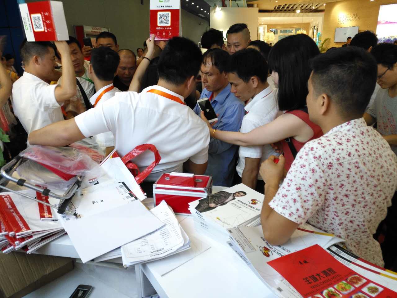 伊盾門窗廣州建博會