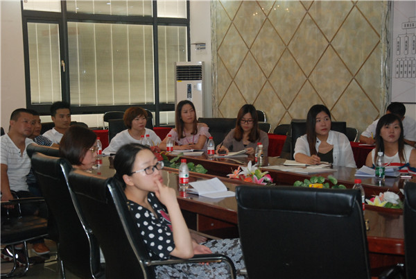 伊盾門窗金牌店長培訓