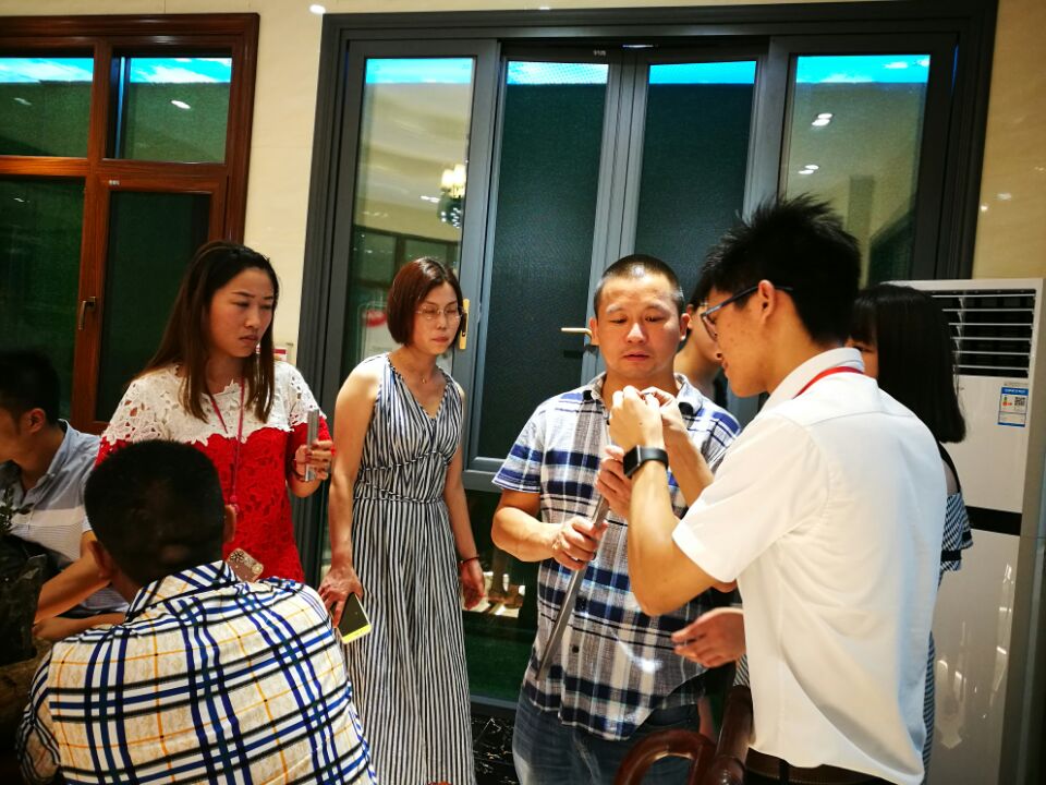 伊盾門窗金牌店長培訓