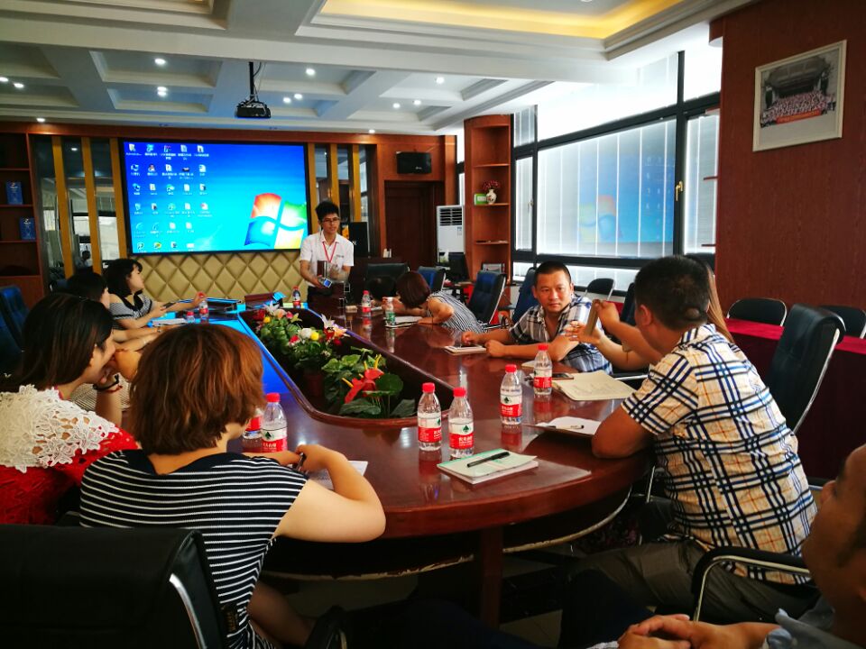 伊盾門窗金牌店長培訓