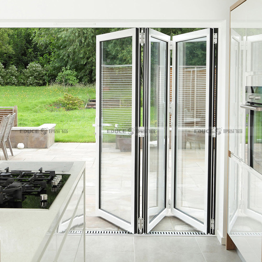 別墅鈦鎂合金陽(yáng)臺(tái)折疊門 別墅鈦鎂合金陽(yáng)臺(tái)折疊門